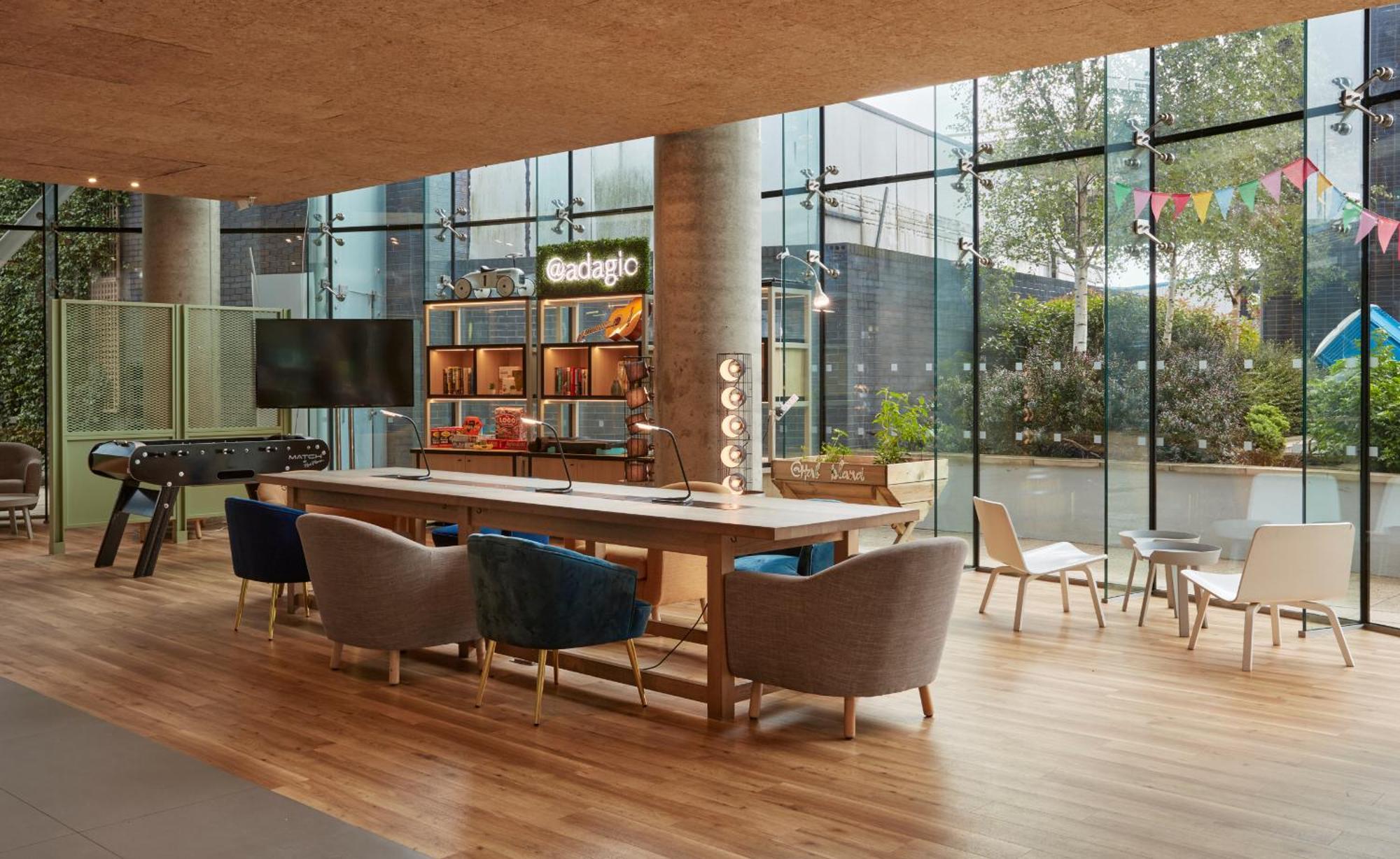 Aparthotel Adagio London Brentford Ngoại thất bức ảnh