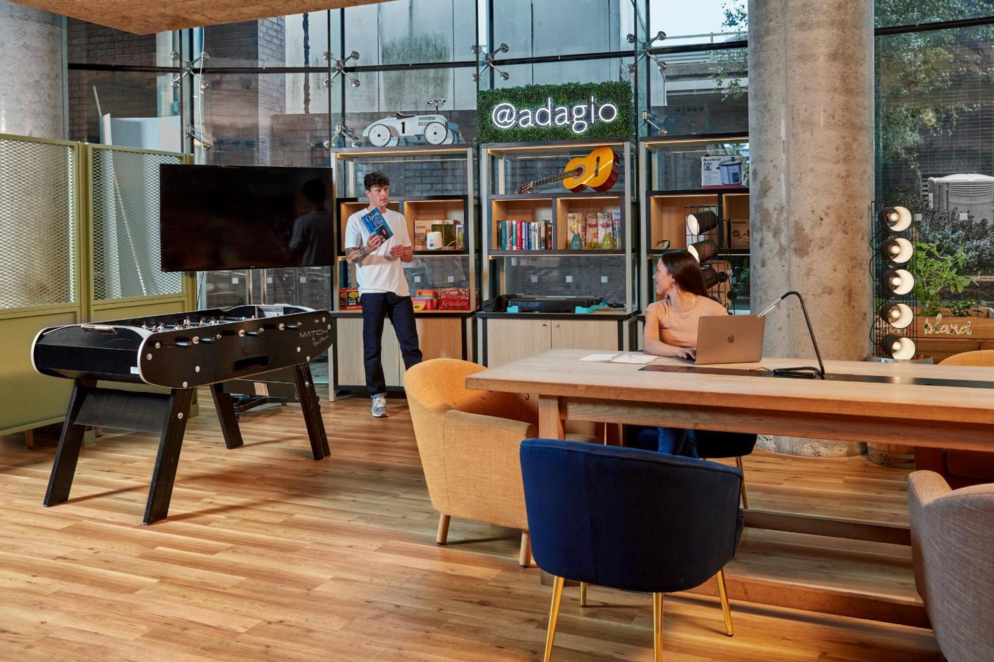 Aparthotel Adagio London Brentford Ngoại thất bức ảnh