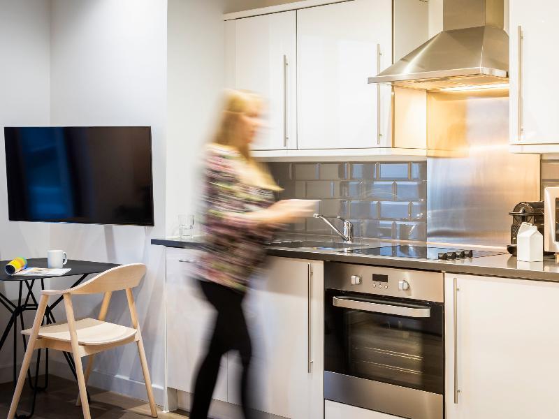 Aparthotel Adagio London Brentford Ngoại thất bức ảnh